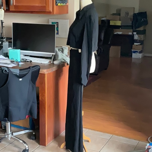 CULTURE Black Silk Pantsuit in Size L (Jacket/Top) & 6 (Pants), Preowned - Picture 3 of 16